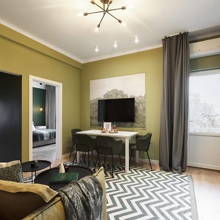 Apartamento Holt - Out Of The Woods Bucarest Exterior foto