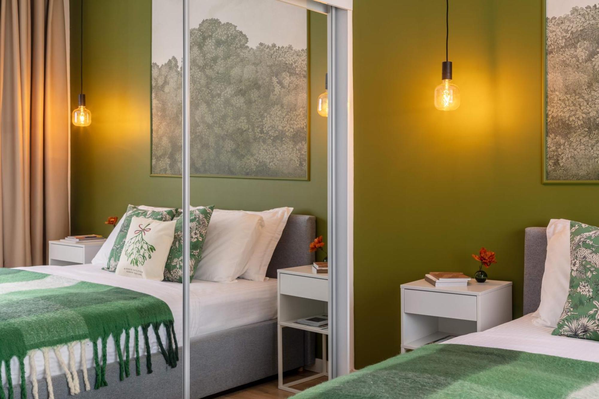 Apartamento Holt - Out Of The Woods Bucarest Exterior foto